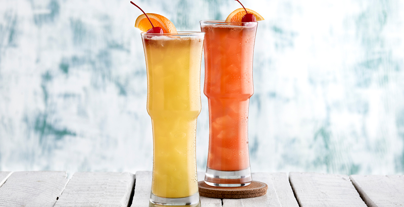 🦞 Fisherman’s Wharf – One of the best seafood restaurants in Galveston, Fisherman’s Wharf is renowned for the freshest fish and seafood specialties. Located on the waterfront near the Historic Strand District and Tall Ship Elissa, it offers scenic views and a spacious patio perfect for relaxing with a cocktail and a plate of shrimp kisses.