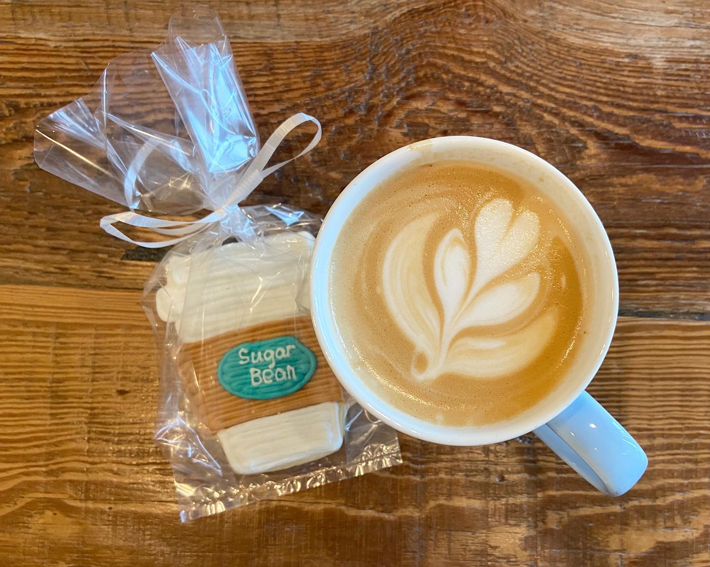 ☕ Sugar Bean Coffee and Cream – Cozy neighborhood escape nestled at the gateway to the Evia Community on Galveston Island. Irresistible aroma of freshly brewed coffee and baked treats.