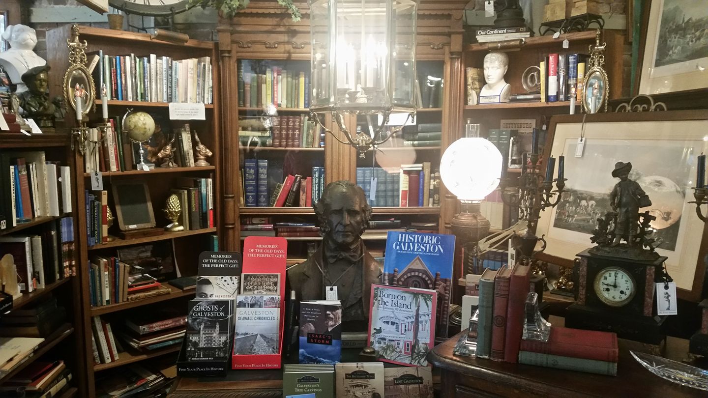 🏺 Big House Antiques – Galveston