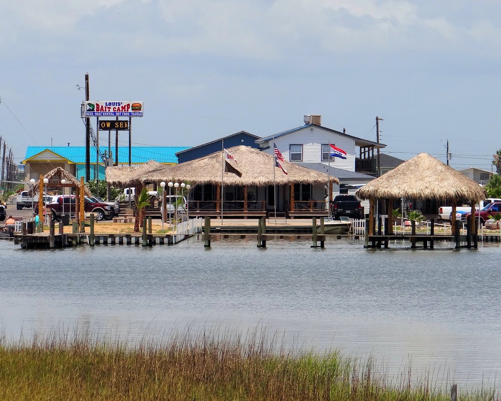 🍤 Louis’ Bait Camp – Hitchcock